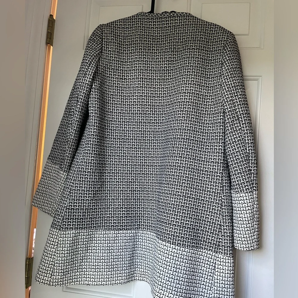 Classy, patterned jacket - Picture 2 of 6